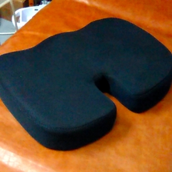 Bonmedico seat cushion for chair - Picture 1 of 7